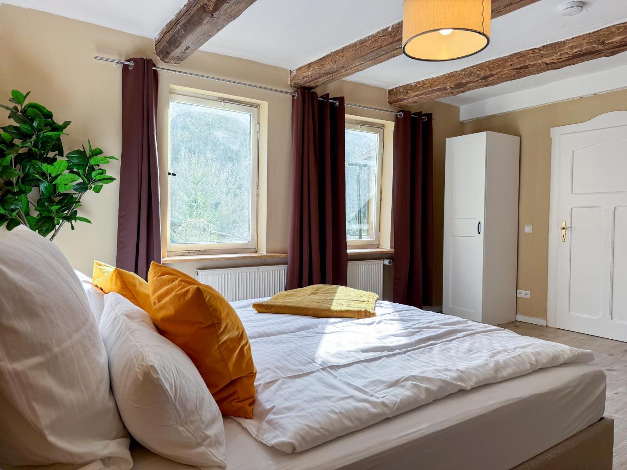 Haus Ludwig - Saniertes Fachwerkhaus Im Harz - 12 Personen Villa Thale Luaran gambar